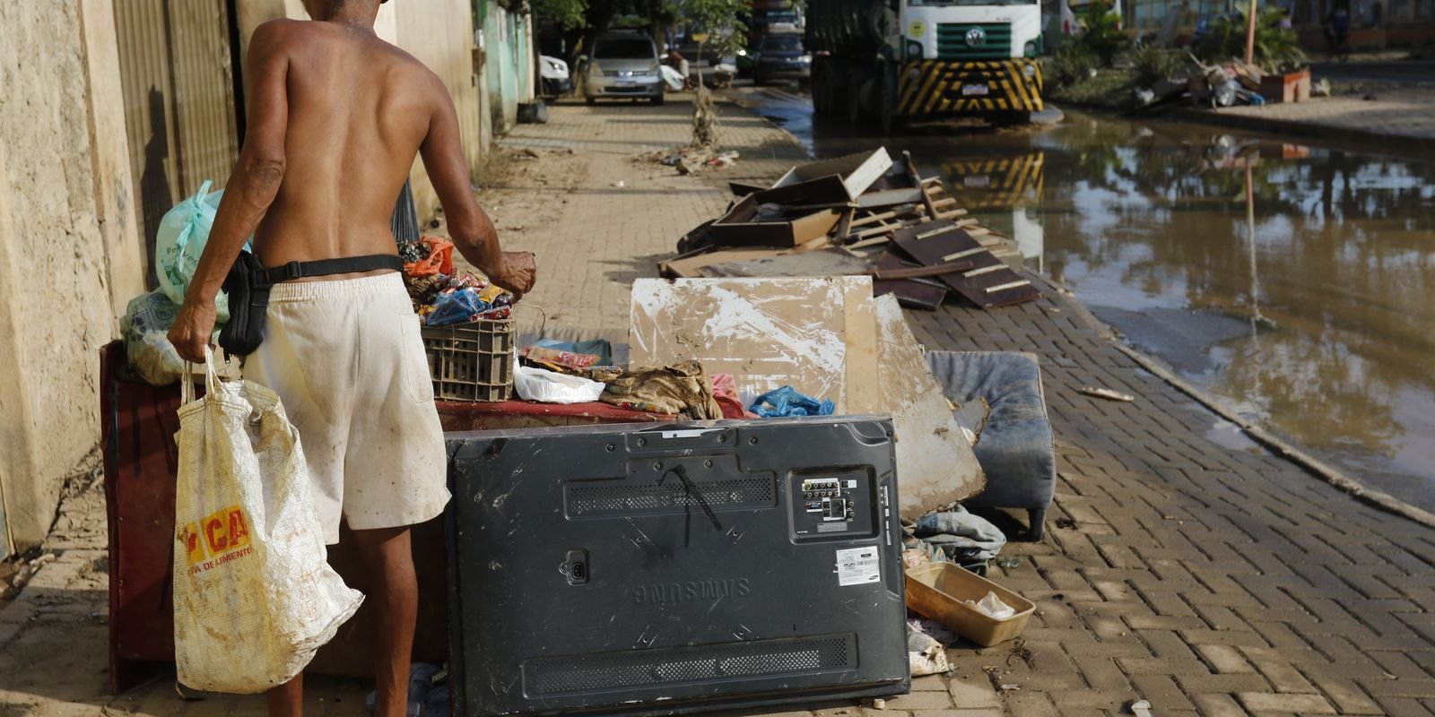 Rio: maiores riscos de alagamento estão em Petrópolis e Baixada