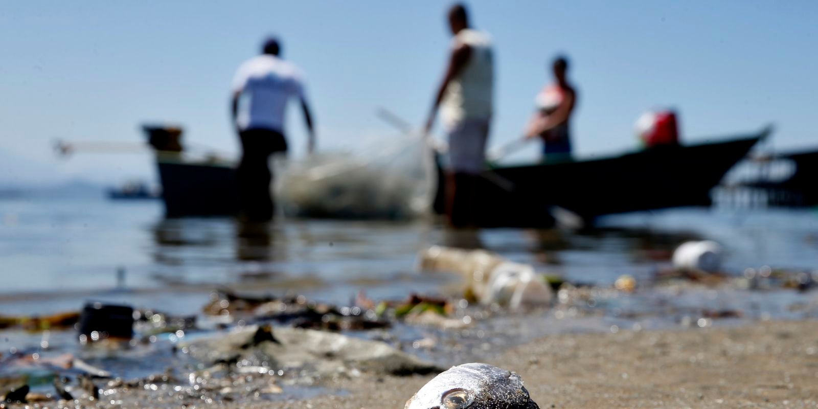 Rede ambiental traça caminhos para redução de lixo no mar no RJ