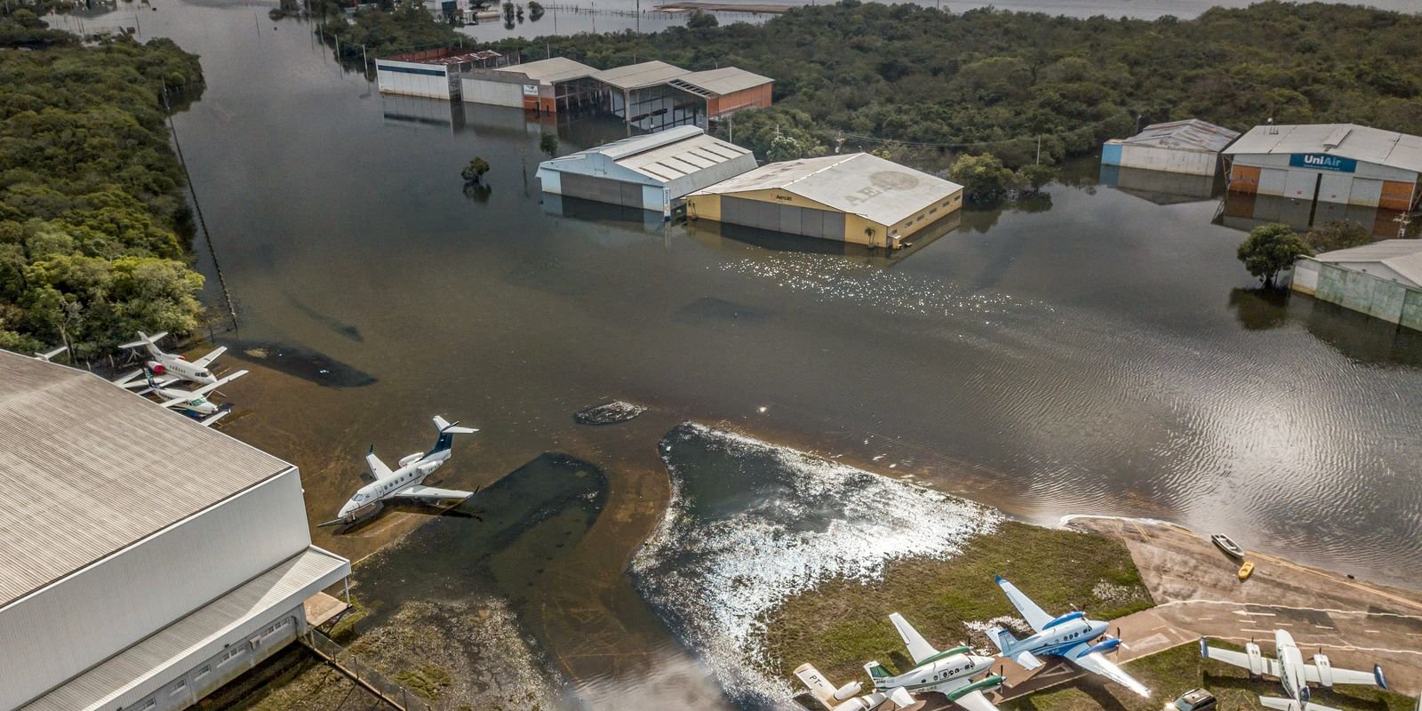 Aeroporto Salgado Filho deve reabrir na segunda quinzena de dezembro